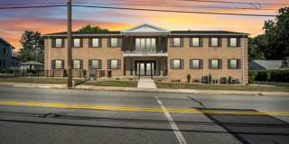 1309 N Bridge Street Gallery 46