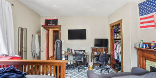 5 Bedroom Clifton House Available Next to UC Campus Gallery 23