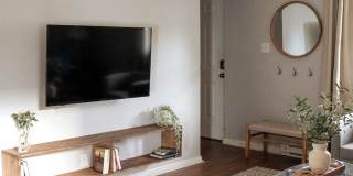 Room in 2 Bedroom Home at Liberty St Gallery 1