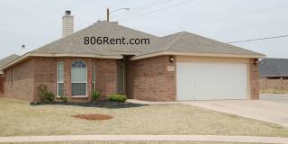 Large 3/2/2 Home in Monterey - Frenship School District Gallery 1