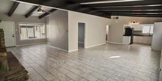 17197 Sierra Highway Gallery 3