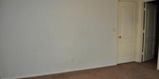 Single Story Three Bedroom Home in the Heart of Henderson Gallery 19