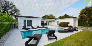 880 N Venetian Dr Gallery 26
