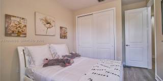 129 Riverwalk Cir E Gallery 12