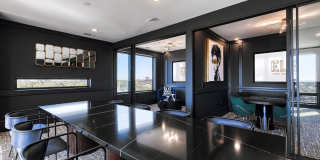 Ele Lower Greenville Gallery 17