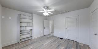 960 Eastern Avenue Gallery 13