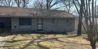 3 Bedroom 1 1/2 Bath Gallery 3