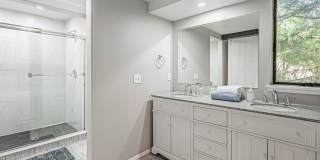 3BD, 2.5BA Arapahoe Lake Park Townhome Near DTC Gallery 19