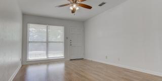 Charming 3-Bedroom Home with Spacious Backyard in North Austin! Charming 3-Bedroom Home with Spacious Backyard in North Austin! Gallery 5