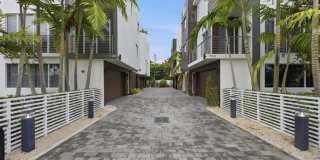 714 Northeast 14th Avenue#102 Gallery 16