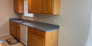 2310 South Hickory Street Gallery 4