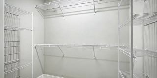 2210 Shepard Street Gallery 17