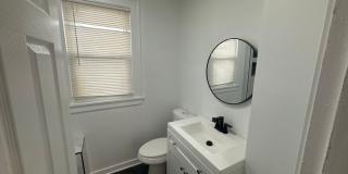 Available Now - Single Family House 5 Bedroom 2 Bath located in Roseland Area Gallery 8