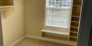 Luxury Living in The Knolls Gallery 18