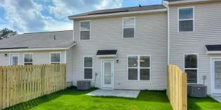 305 Norwich Drive Gallery 30