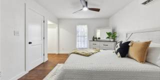 913 Estelle Ave Gallery 19