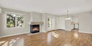 Point Loma Commons Gallery 21