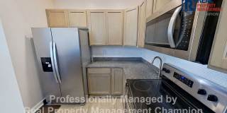 Beautiful 3 BD/2 BA End Unit Townhome in Leland Gallery 7