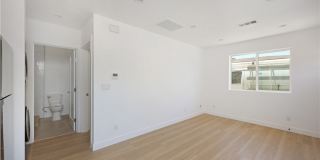 10520 Myrtle Street Gallery 9