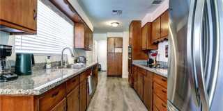 2108 S 6th Street Gallery 7