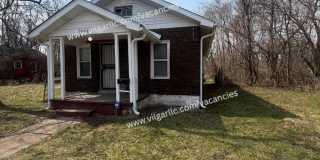 FOR RENT — SPACIOUS 3 BED / 1 BATH HOME Gallery 16