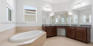 15239 Goldfinch Cir Gallery 20