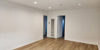 416-418 Stocker Gallery 7