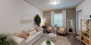 Berkshire Creekside Gallery 22