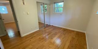 Sweet Spot in Carrboro! Inviting, updated 3br 2ba condo...Walk to Weaver St. & minutes to UNC Sweet Spot in Carrboro! Inviting, updated 3br 2ba condo...Walk to Weaver St. & minutes to UNC Gallery 21
