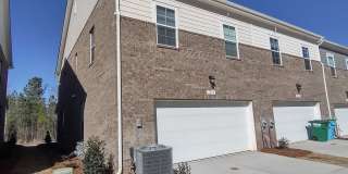Beautiful Townhouse located in the McEwen Village! Gallery 21