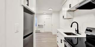 LONDON FALLS, LLC - MT CLEMENS - APARTMENTS Gallery 14