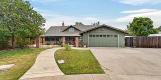 420 Colusa Place, Woodland – Charming Court Home Gallery 1