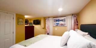 Modern Comfort Meets Convenience – Fully Furnished 2-Bedroom ADU in Milwaukie! Gallery 9