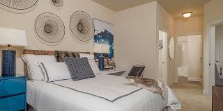 Abberly at Southpoint Gallery 7