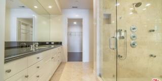 14445 MULHOLLAND Dr Gallery 29