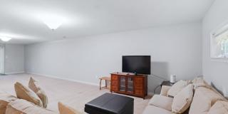 900 HICKORY Circle Gallery 24