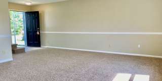 Wonderful 3 Bedroom 2.5 Bathroom Two Story Home with Loft on the Pond in Wayne! Gallery 8