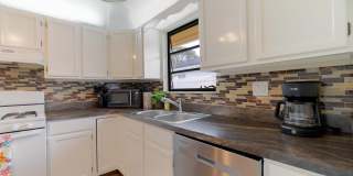 6130 Francis Street Gallery 19