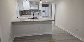 200 Towne Overlook Drive Apt A - 2 Gallery 1