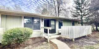 3032 E Amy Lane Gallery 1