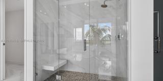 3750 Yacht Club Dr Gallery 39