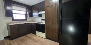 1213-1215 S Erie St Gallery 9