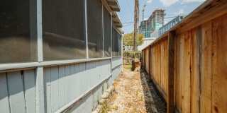 AVAILABLE AUGUST: Prime Location - 3 BR / 1 BA home located in Downtown and Walk to UT Gallery 38