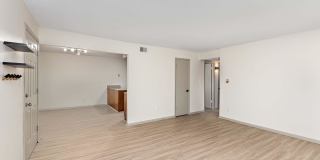 Oval Spring Apartments Gallery 28