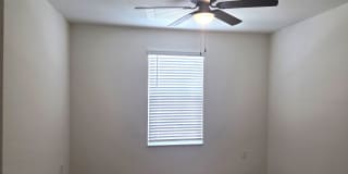 Brand New Townhome in The Sanctuary Gallery 20