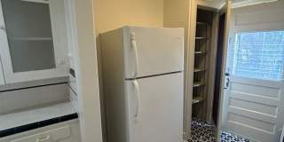 1037 W MAGNOLIA AVE Gallery 6