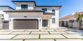 15817 SW 138th Ter Gallery 2