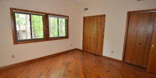 Charming 2 Bed / 2 Bath Home in Prime Chapel Hill Location Gallery 16