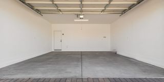 Prestine 4 Bedroom Home in Surprise! Gallery 27