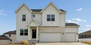 Spacious 4-Bedroom Home! Gallery 1